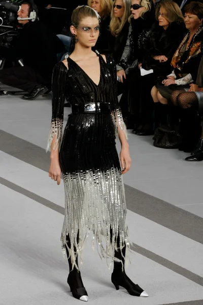 Look 50
